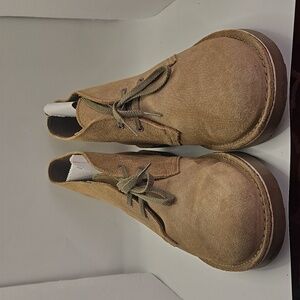 Clarks Men's Tan Brown Suede Lace Up Chukka Ankle Dress Boots Size 13 M Casual